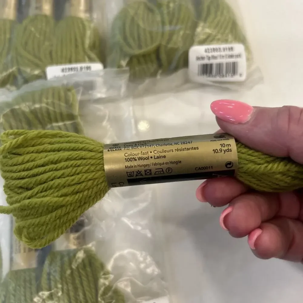 Vtg Anchor Tapisserie 100% Wool Yarn Green 9 Skeins 10M #09198 Embroidery Thread